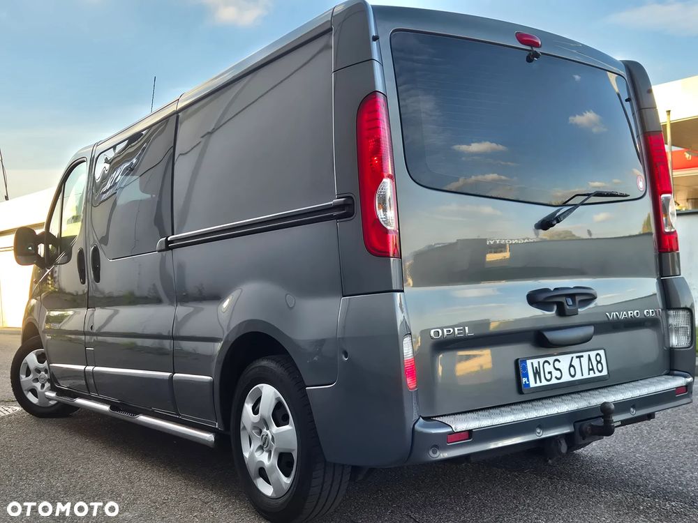 Opel Vivaro - 17