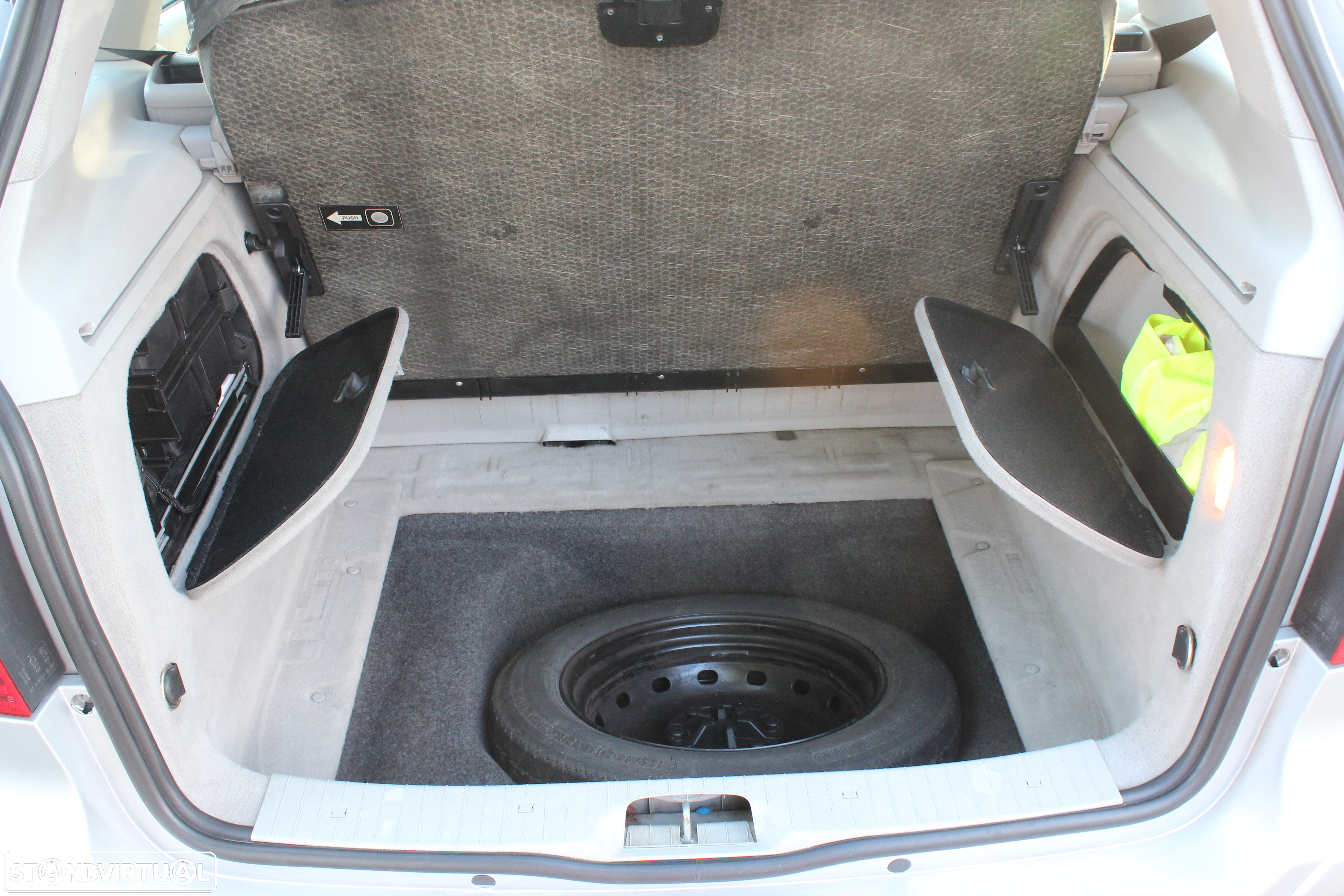 Mercedes-Benz B 150 Standard - 16