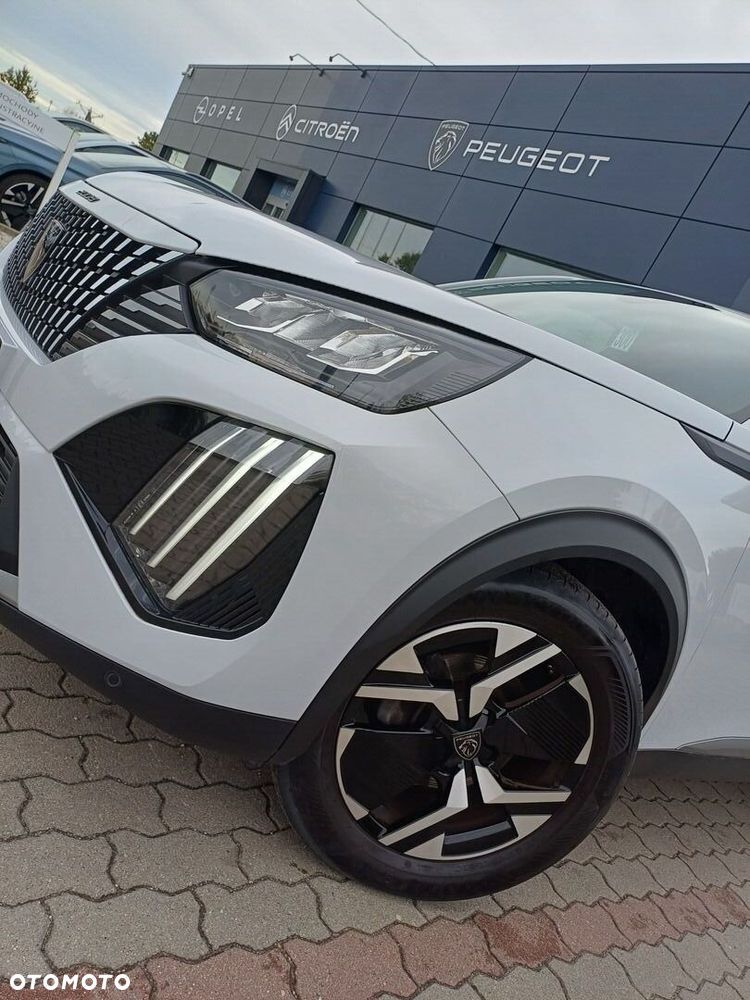 Peugeot 2008 - 10