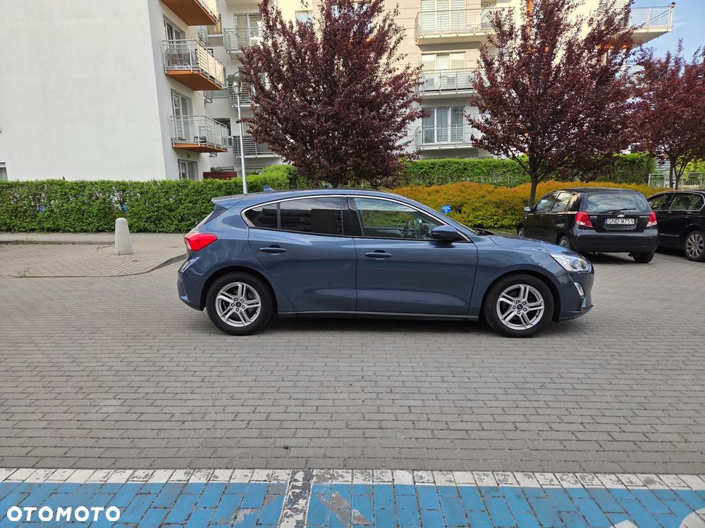 Ford Focus 1.0 EcoBoost Active Business - 4