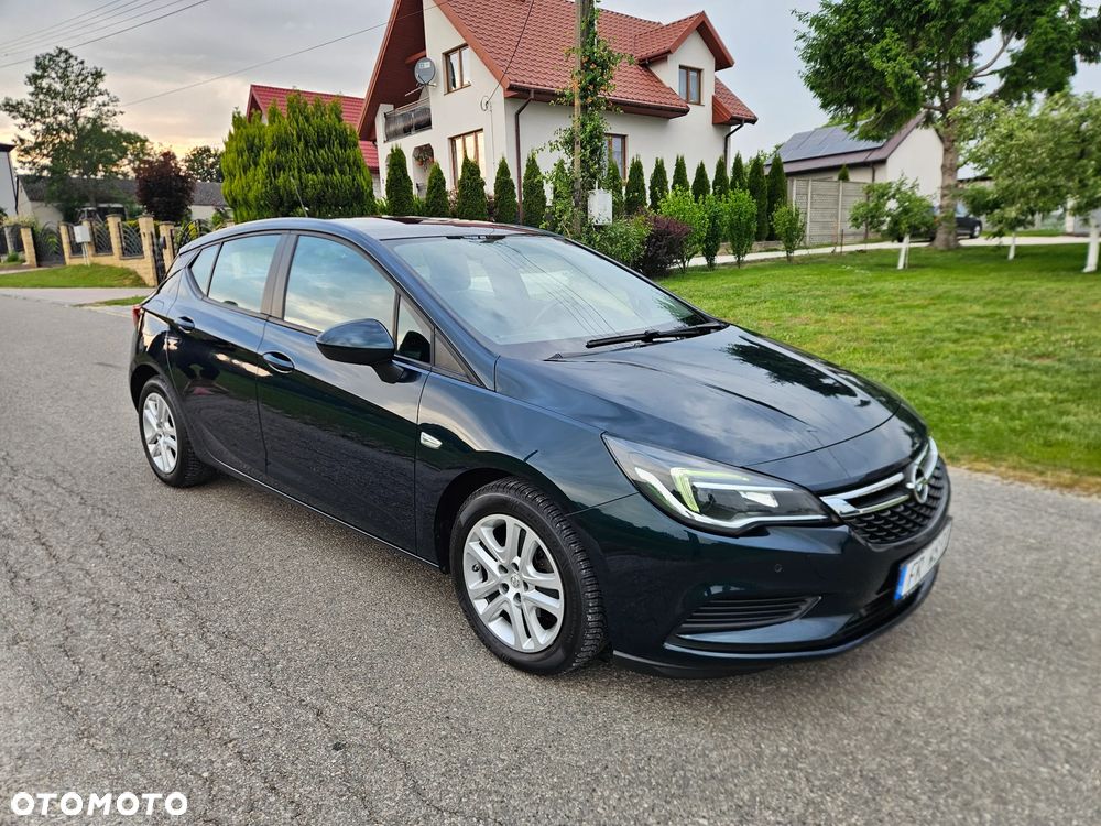 Opel Astra 1.4 Turbo Edition - 10