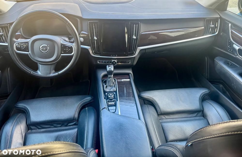 Volvo S90 - 13