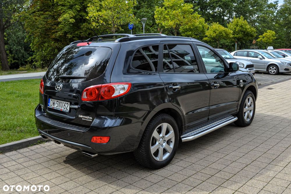 Hyundai Santa Fe - 4