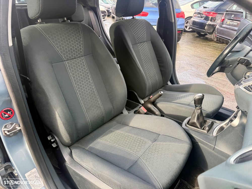 Ford Fiesta 1.6 TDCI Titanium - 17