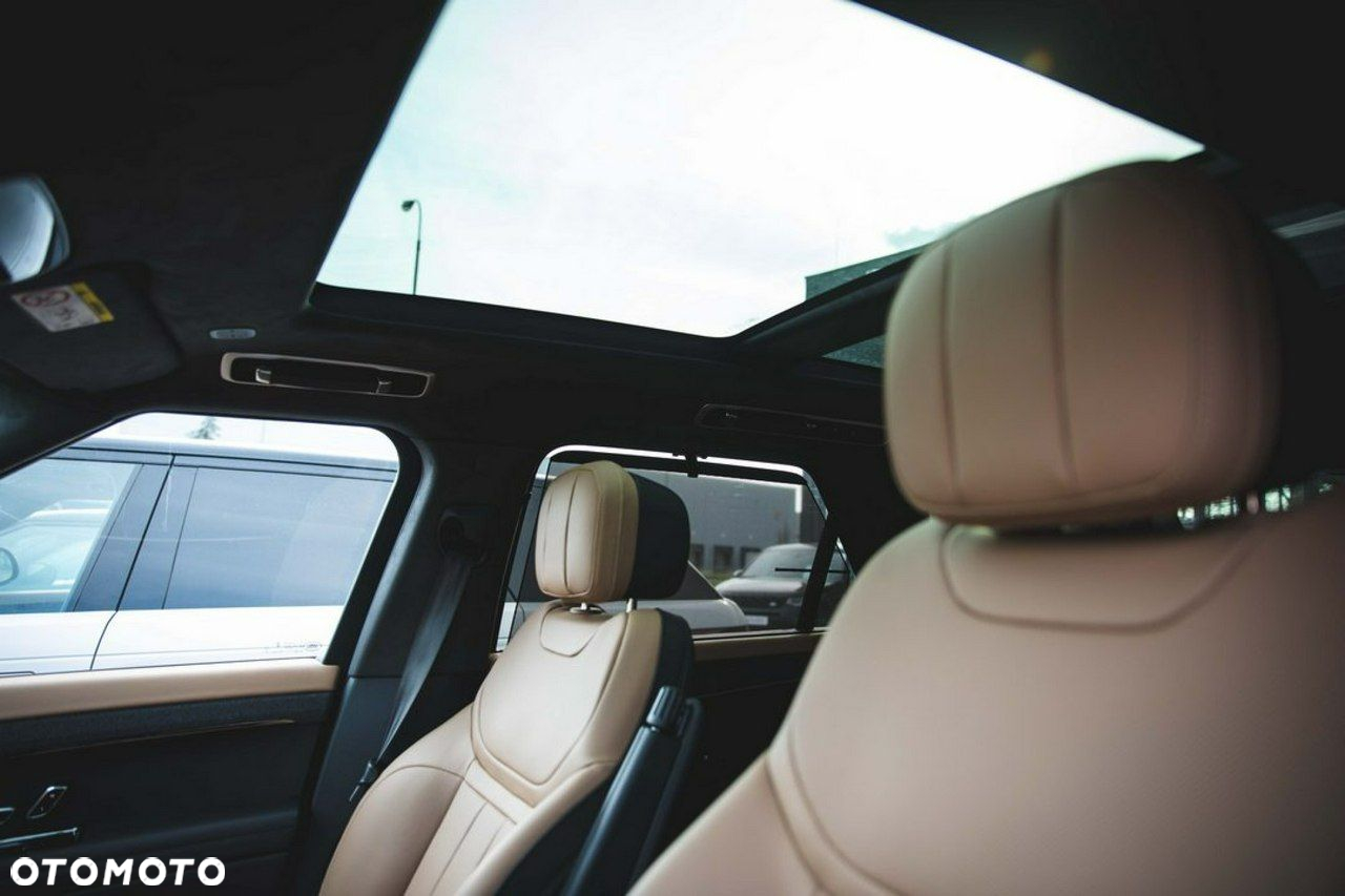 Land Rover Range Rover Sport - 16