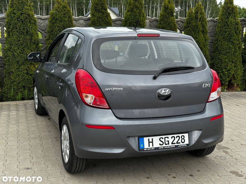 Hyundai i20 1.25 Comfort - 11