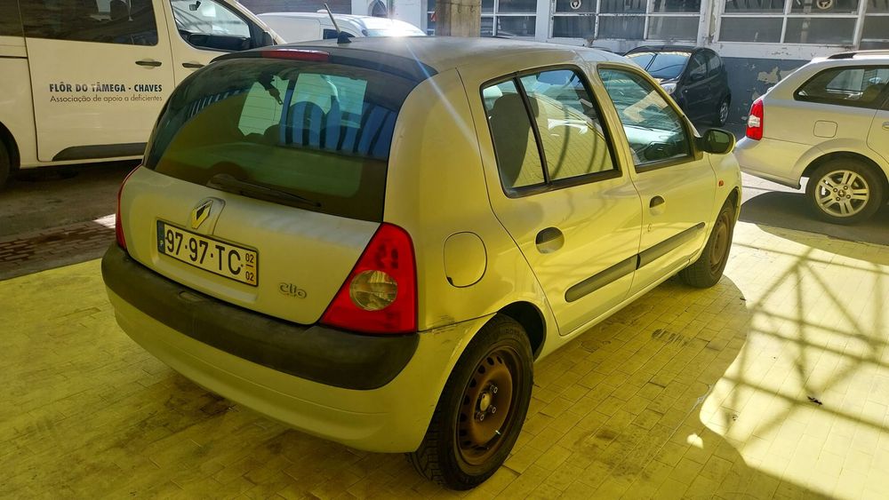 Renault Clio 1.2 16V Privilège