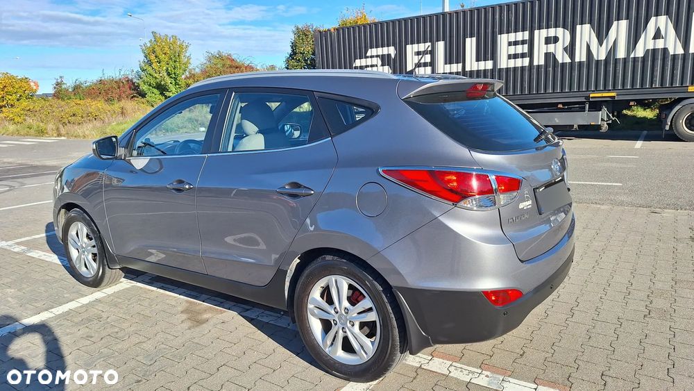 Hyundai ix35 - 14