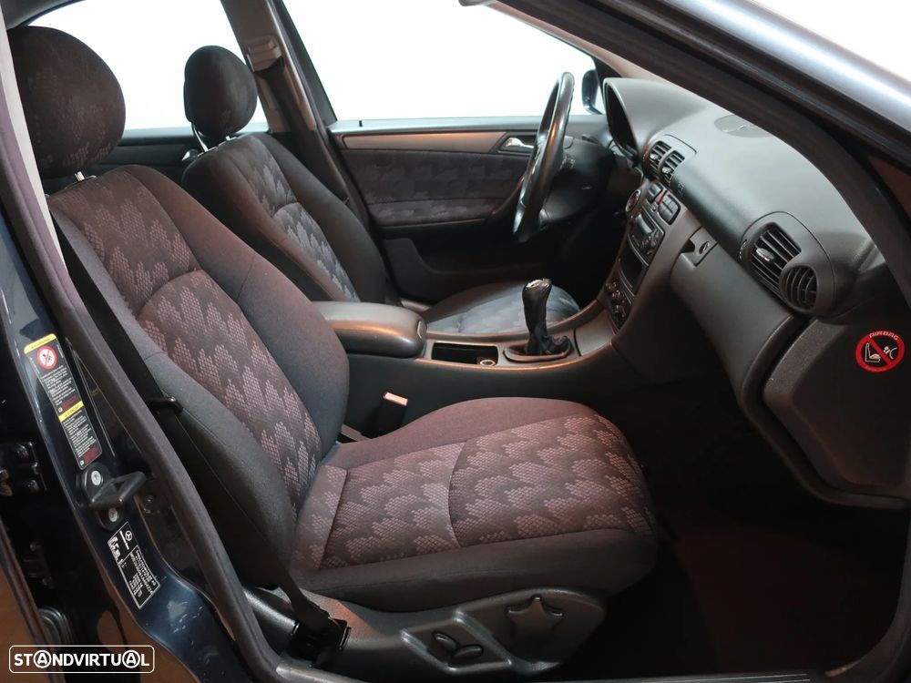 Mercedes-Benz C 220 CDi Avantgarde - 19