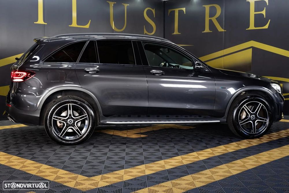 Mercedes-Benz GLC 300 de 4Matic 9G-TRONIC AMG Line - 5