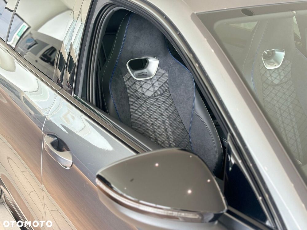 Volkswagen Passat Variant - 11