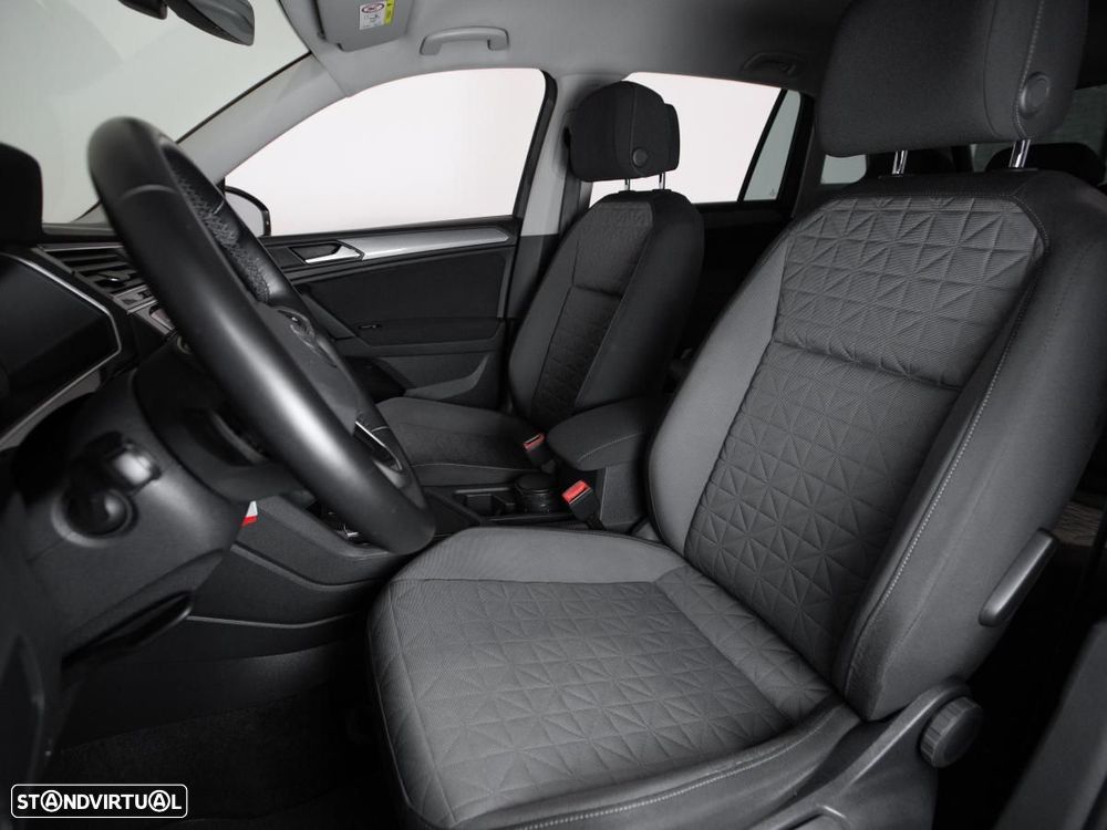 VW Tiguan 1.4 TSI eHybrid Life DSG - 8