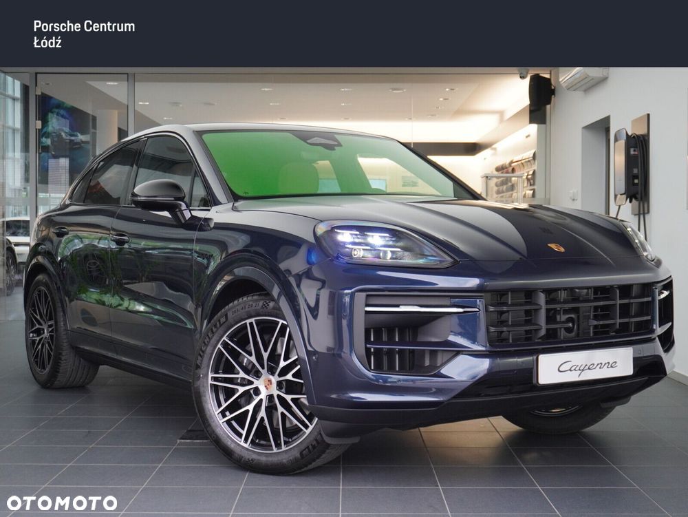 Porsche Cayenne E-Hybrid PHEV Black Edition - 2