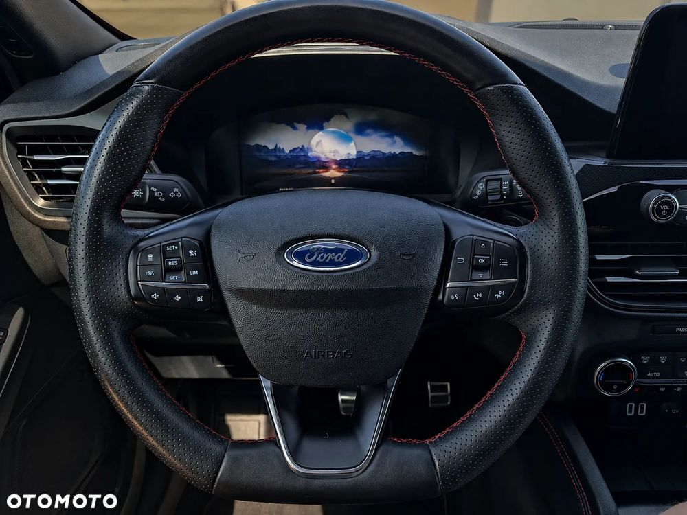 Ford Kuga 2.5P PHEV FWD ST-Line X - 17