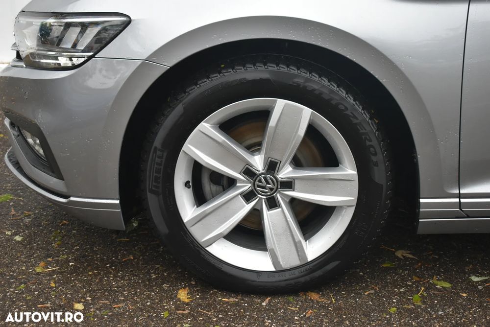 Volkswagen Passat 2.0 TDI DSG Comfortline - 16