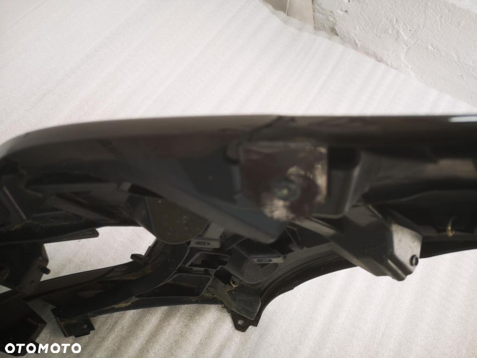 RENAULT MEGANE III 3 LIFT 13- NA 4 X PDC ZDERZAK PRZEDNI PRZÓD NR AUKCJI NZ597 - 23