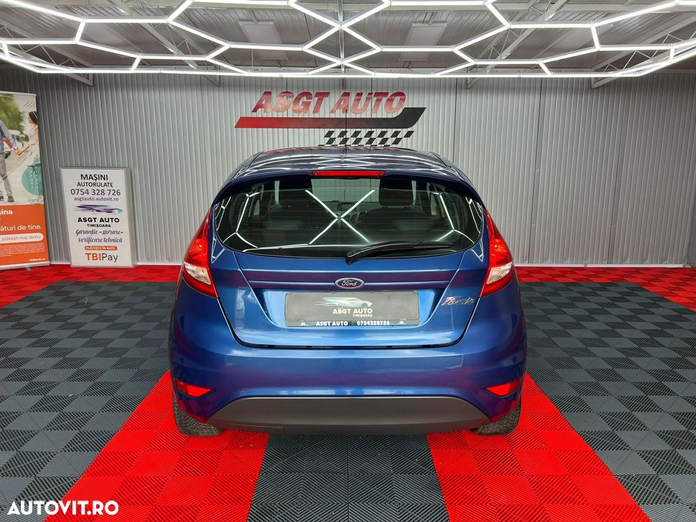 Ford Fiesta - 7
