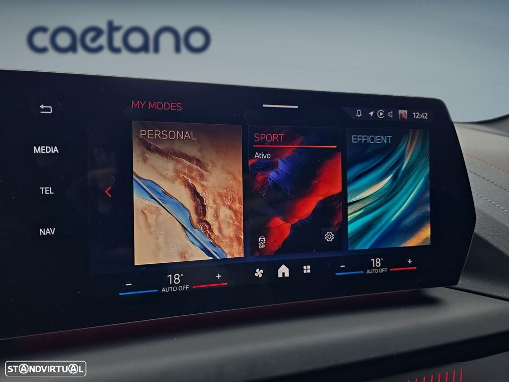 BMW 118 d Pack Desportivo M - 18