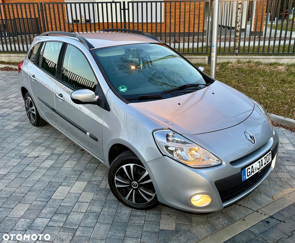 Renault Clio - 1