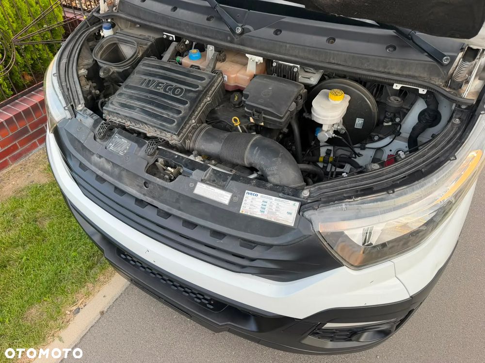 Iveco DAILY _ Tylko 116.000km ! _ 2018 Rok _ L3H2 _ 7 Osobowy - 23