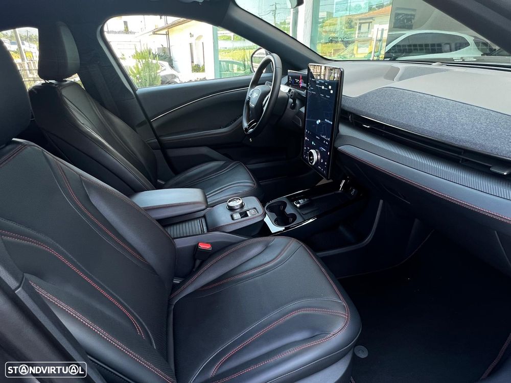 Ford Mustang Mach-E 98.7 kWh Premium - 26