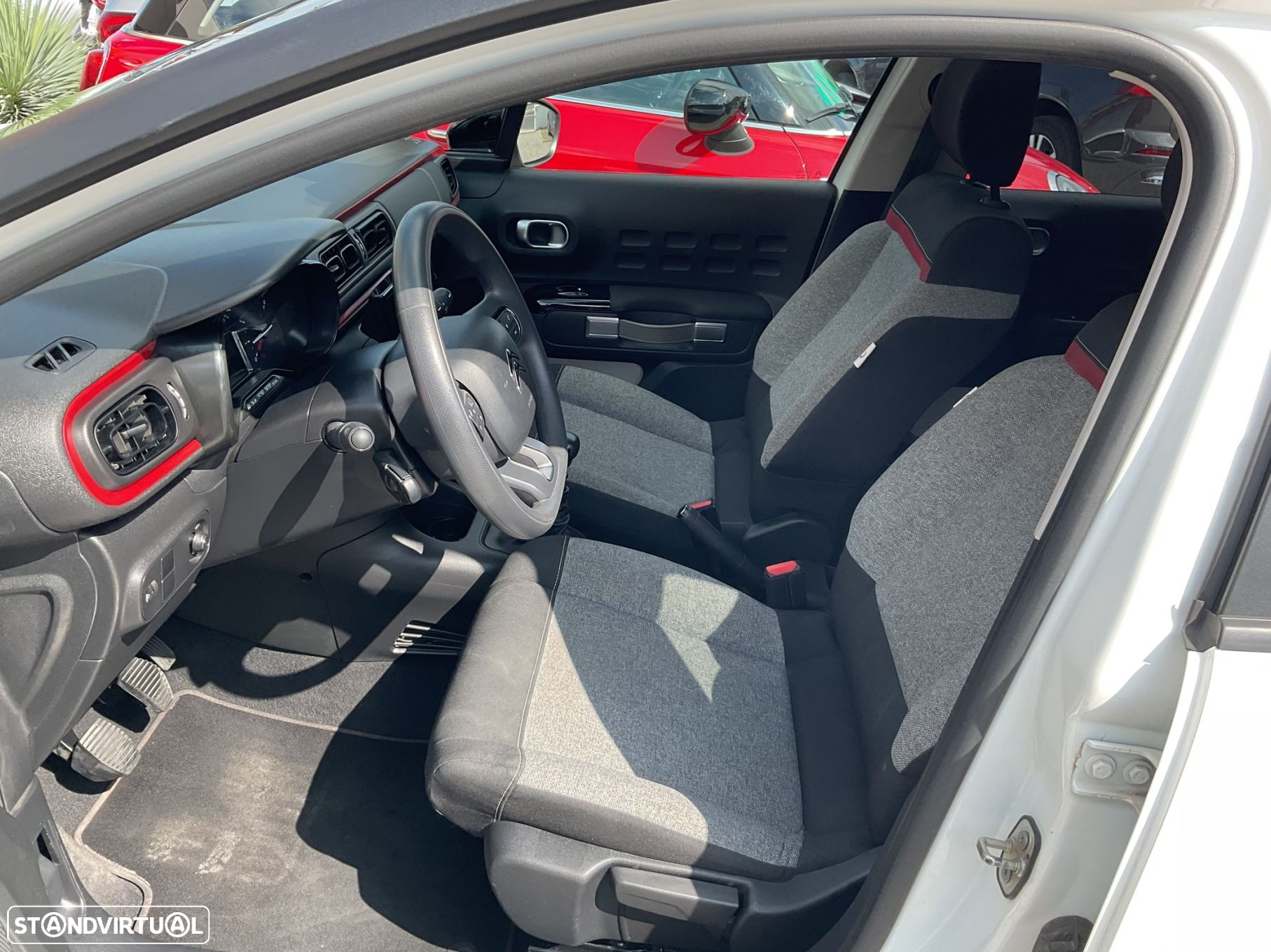 Citroën C3 1.5 BlueHDi C-Series - 22