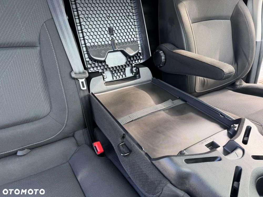 Renault TRAFIC VAN EXTRA L2H1, MAXI LONG, MOCNY SILNIK Euro 6 CI, 2.0 DCI 120KM, ROZRZĄD NA ŁAŃCUCHU, REFLEKTORY LED PURE VISION, KOLOR SPEC. CZARNY METALICZNY, DESIGN BUSINESS+ PAKIET FULL LED + PAKIET CHROM, MOBILNE BIURO, Furgon+ PEŁNA ZABUDOWA ŁADOWNI, Duża ładowność: 1168kg, Długa paka 3m, Pojemność 6,7m3 - 36