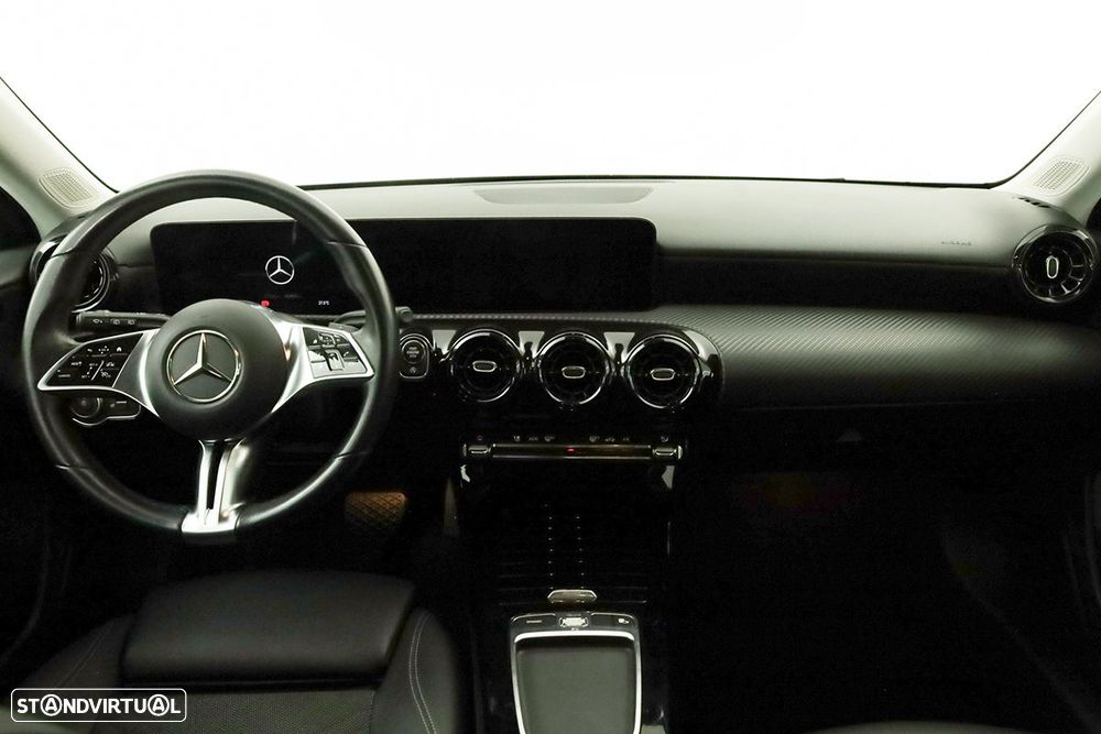 Mercedes-Benz A 200 Standard - 8