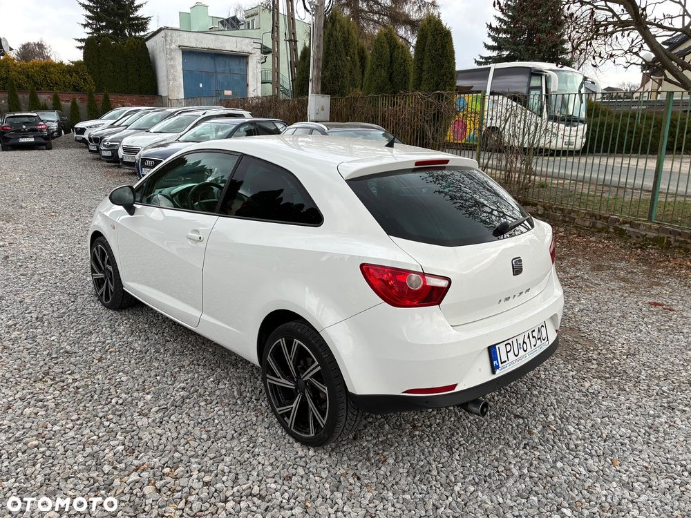 Seat Ibiza SC 1.6 16V Stylance - 5