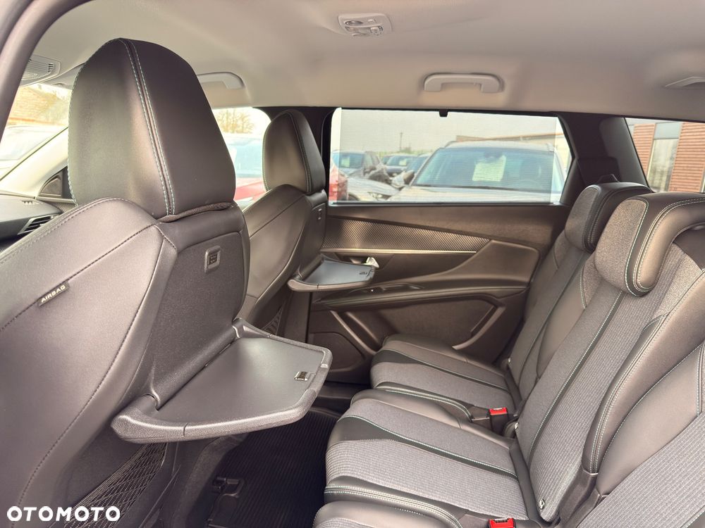Peugeot 5008 2.0 BlueHDi GT Pack S&S EAT8 - 25