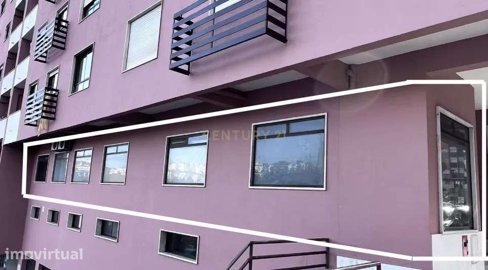 Loja ampla com visibilidade e possibilidade para habitação  - Oportuni - Grande imagem: 4/44