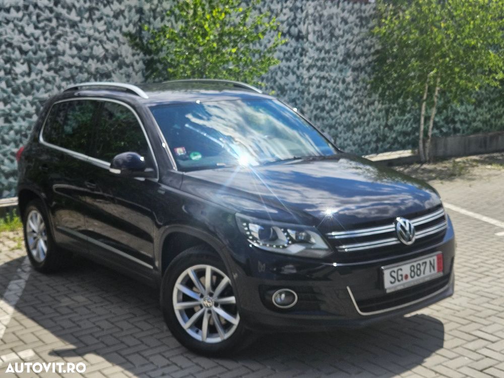 Volkswagen Tiguan 2.0 TDI DPF 4Motion BlueMotion Technology Lounge Sport & Style - 2