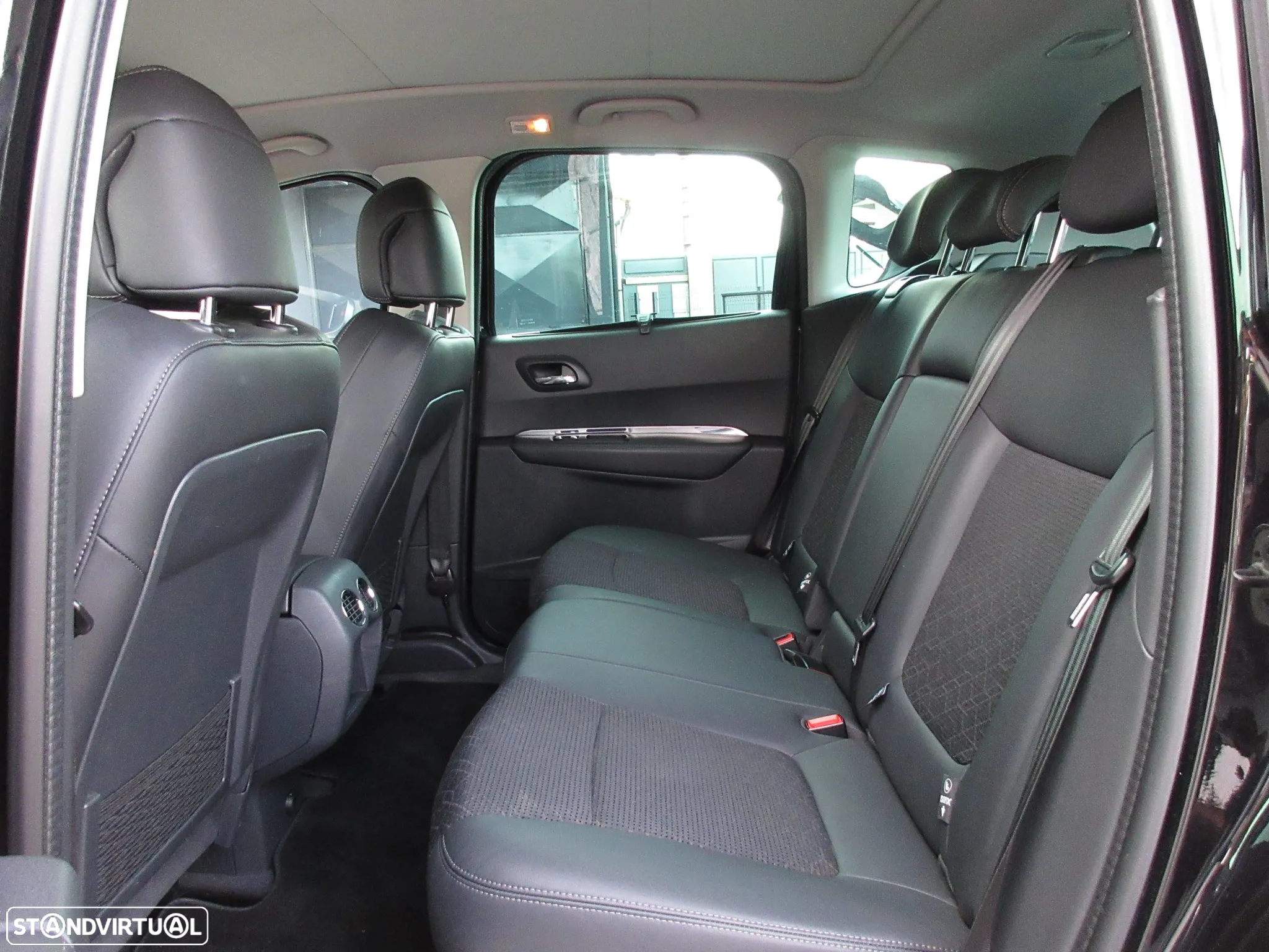 Peugeot 3008 1.6 BlueHDi Allure EAT6 - 26