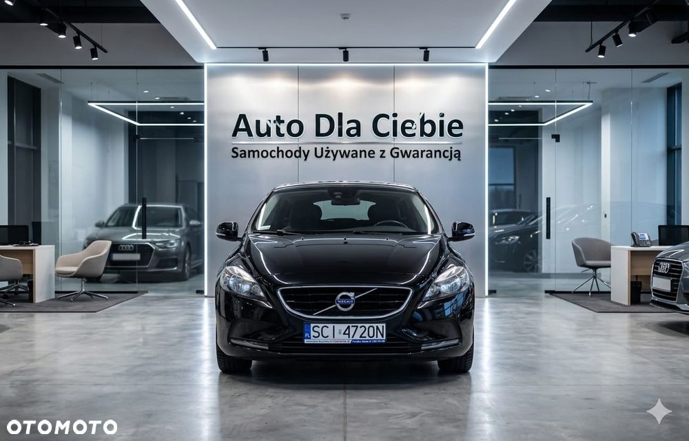 Volvo V40 D2 Momentum - 9