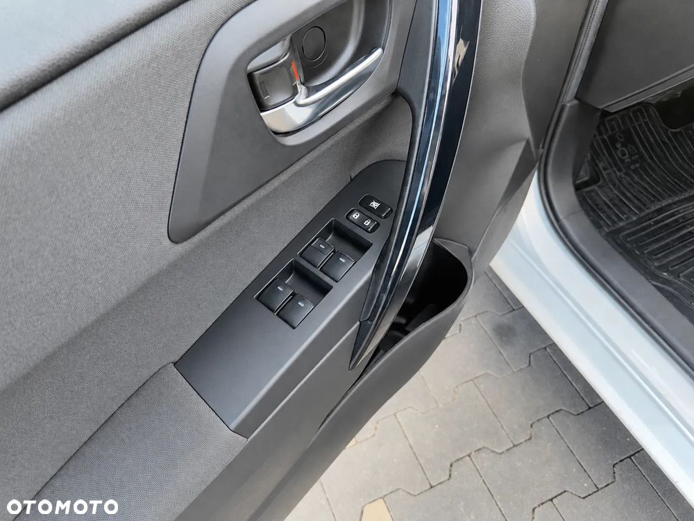 Toyota Auris - 33