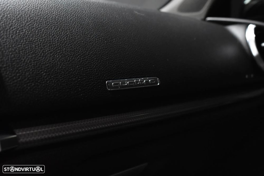 Audi RS3 Sportback 2.5 TFSI quattro S tronic - 42