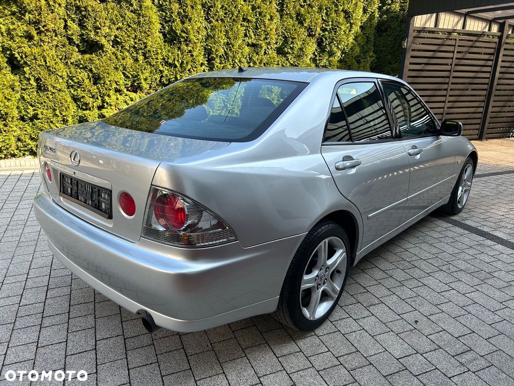 Lexus IS 200 Elegance - 8