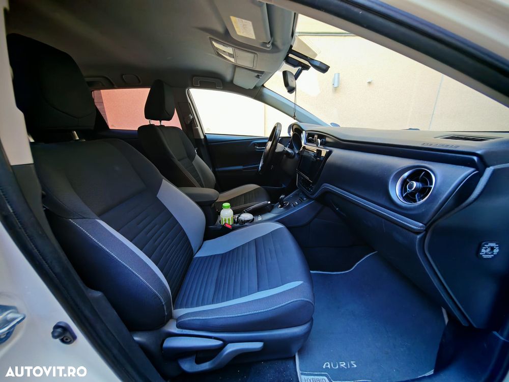 Toyota Auris - 3