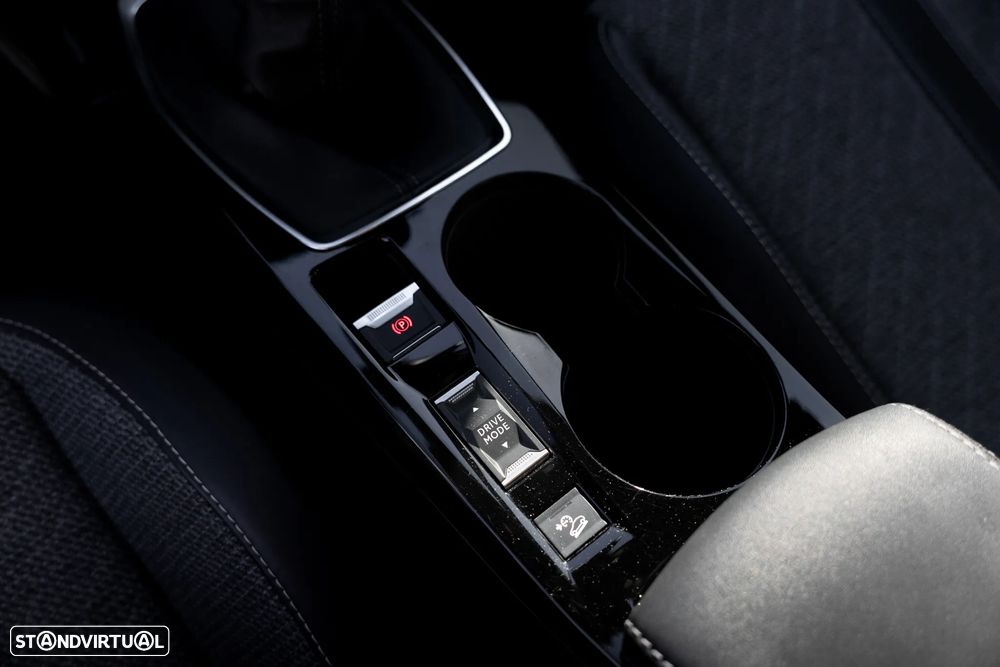 Peugeot 2008 1.2 PureTech Allure Pack - 16