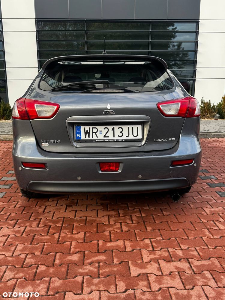 Mitsubishi Lancer - 7