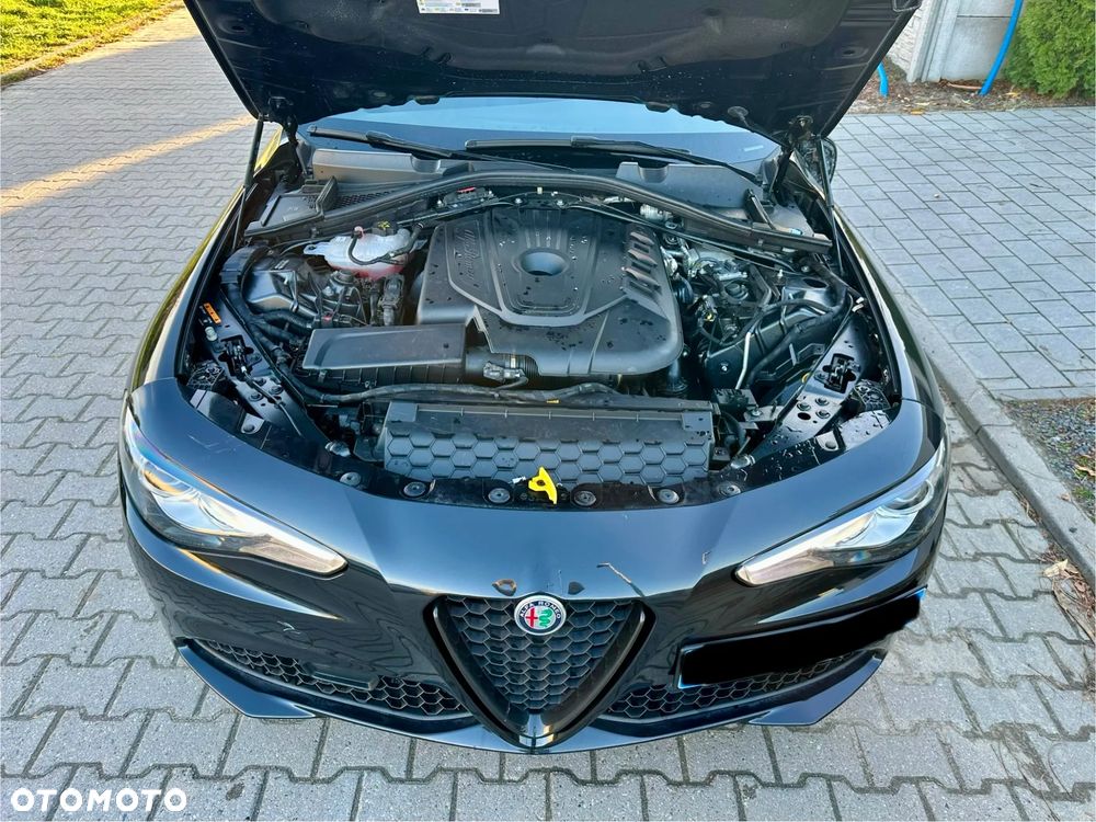 Alfa Romeo Giulia 2.2 D Turbo Sprint - 24