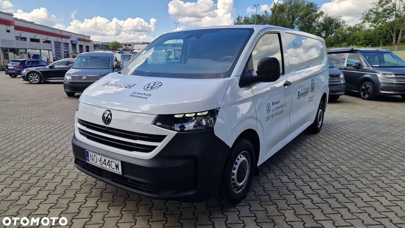 Volkswagen T7 Transporter - 1