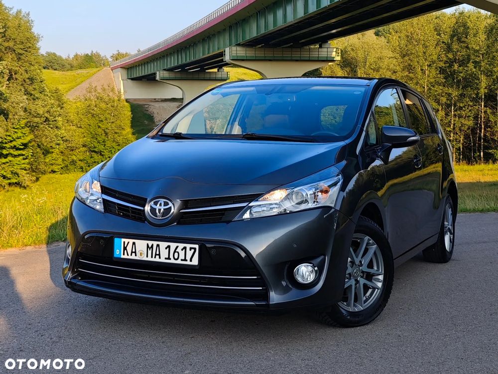 Toyota Verso 1.6 5-Sitzer Comfort - 1