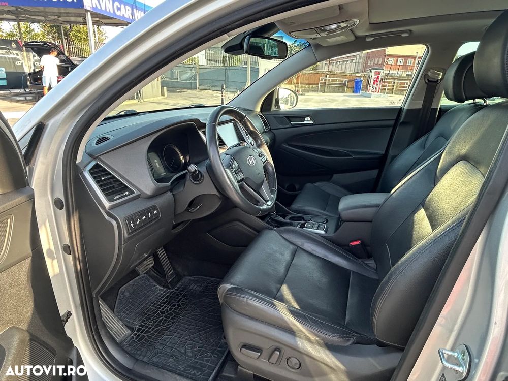 Hyundai Tucson 2.0 CRDI 4WD 6AT Luxury+ - 10