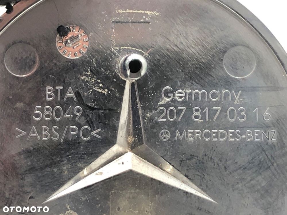 EMBLEMAT PRZÓD  MERCEDES-BENZ KLASA GLK (X204) 2008 - 2015 220 CDI 4-matic (204.984, 204.997) 125 - 4