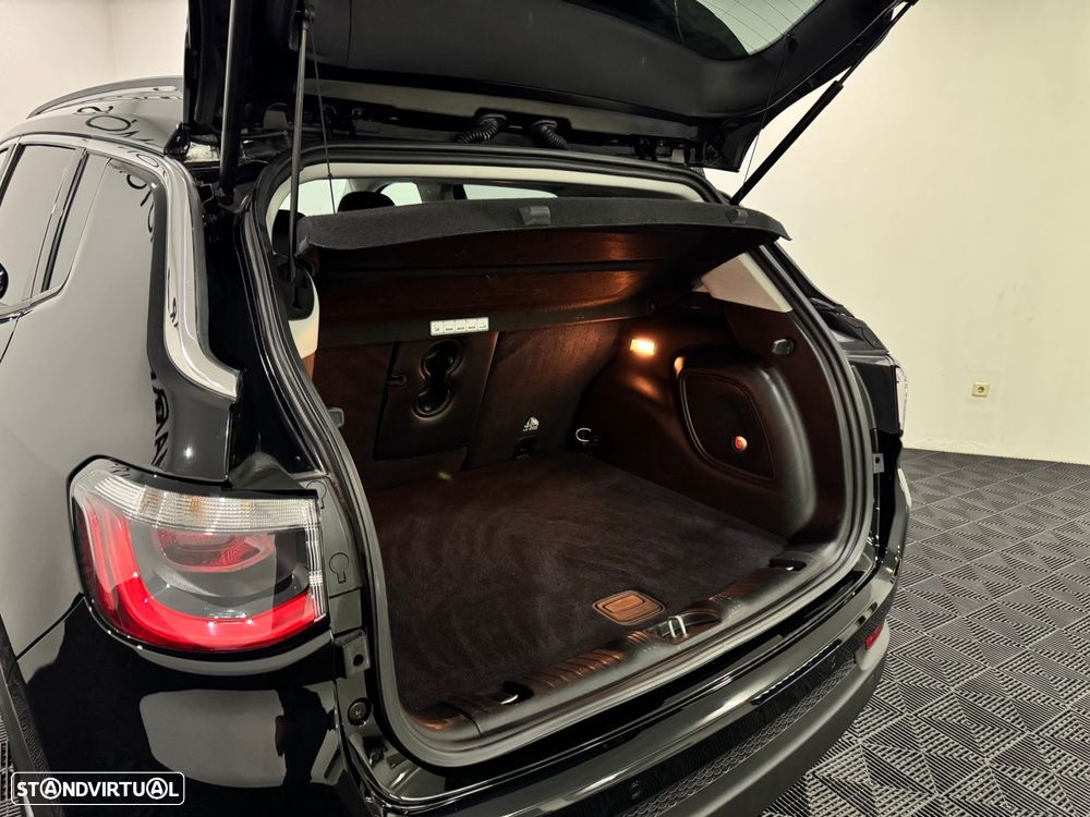 Jeep Compass 2.0 M-Jet Limited Auto - 56