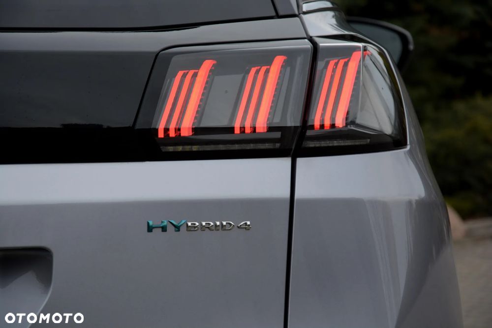 Peugeot 3008 1.6 PureTech HYbrid4 GT Line S&S EAT8 - 19