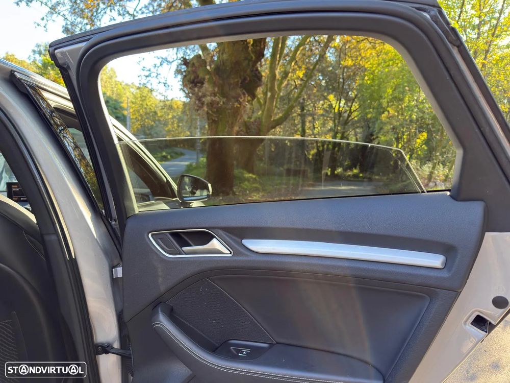 Audi A3 Limousine 1.6 TDI S-line S tronic - 16