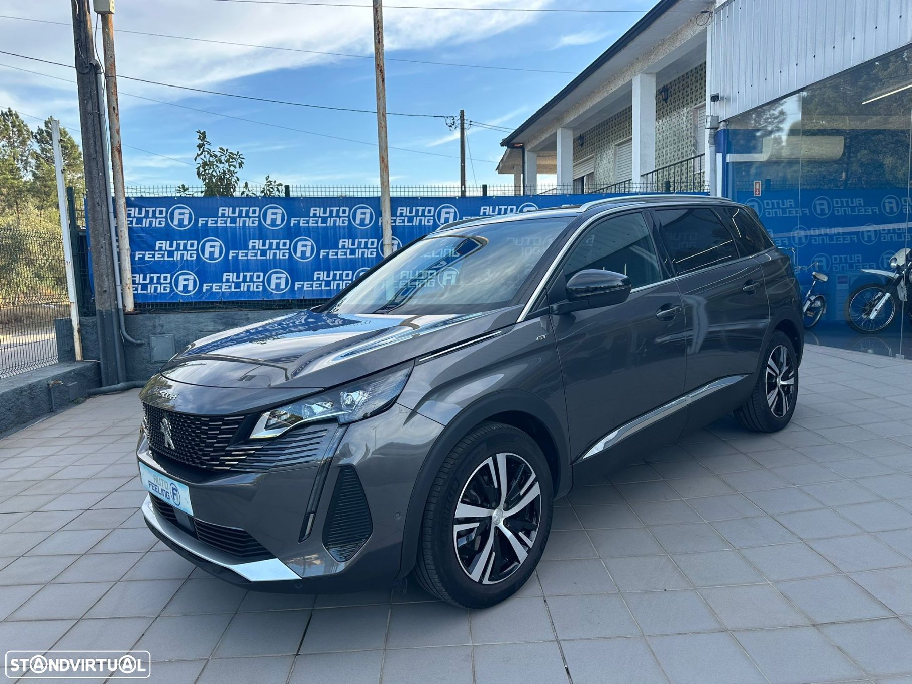 Peugeot 5008 1.5 BlueHDi GT Pack EAT8 - 1