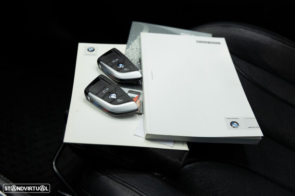 BMW 218 Gran Tourer d 7L Pack M - 24
